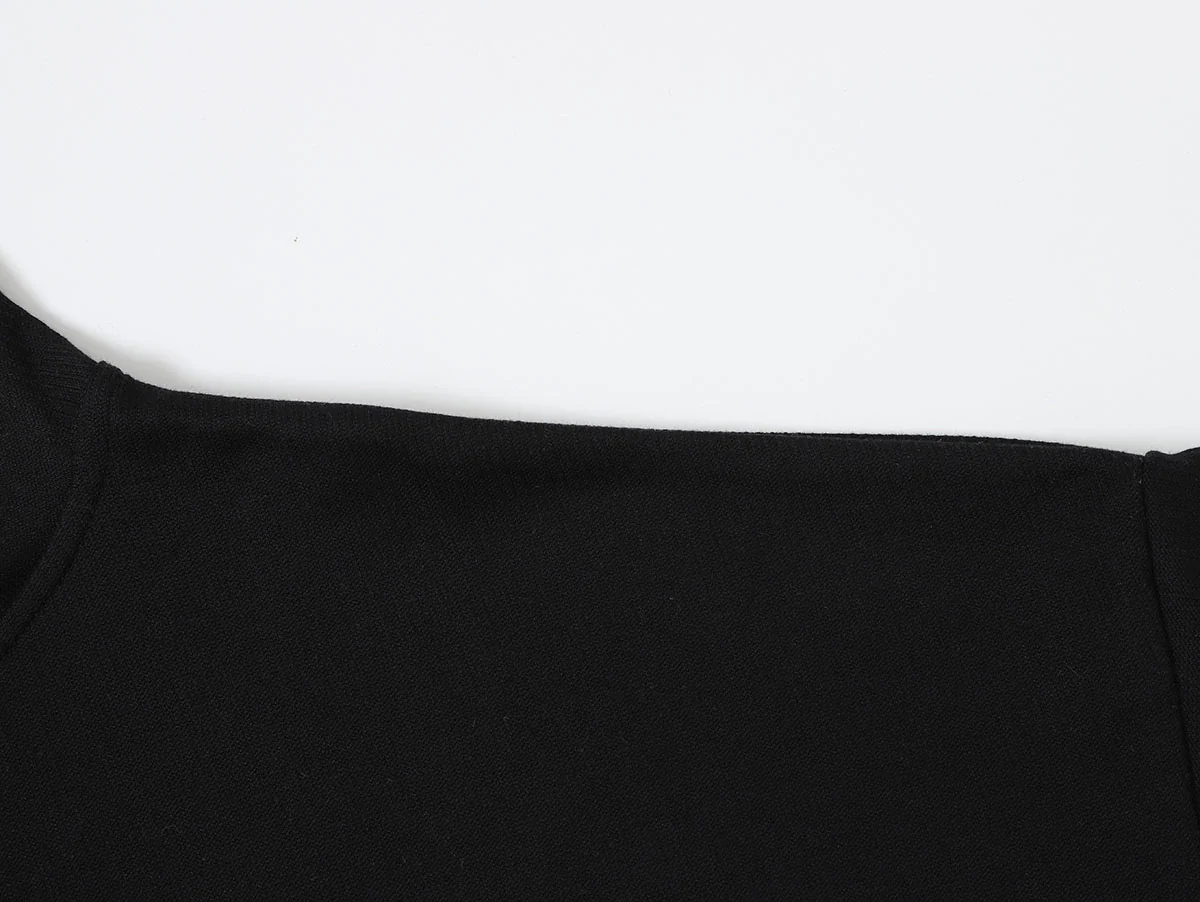 430 GSM BOXY CROPPED FIT QUARTER-ZIP 'BLACK' SWATERSHIRT - Image 4